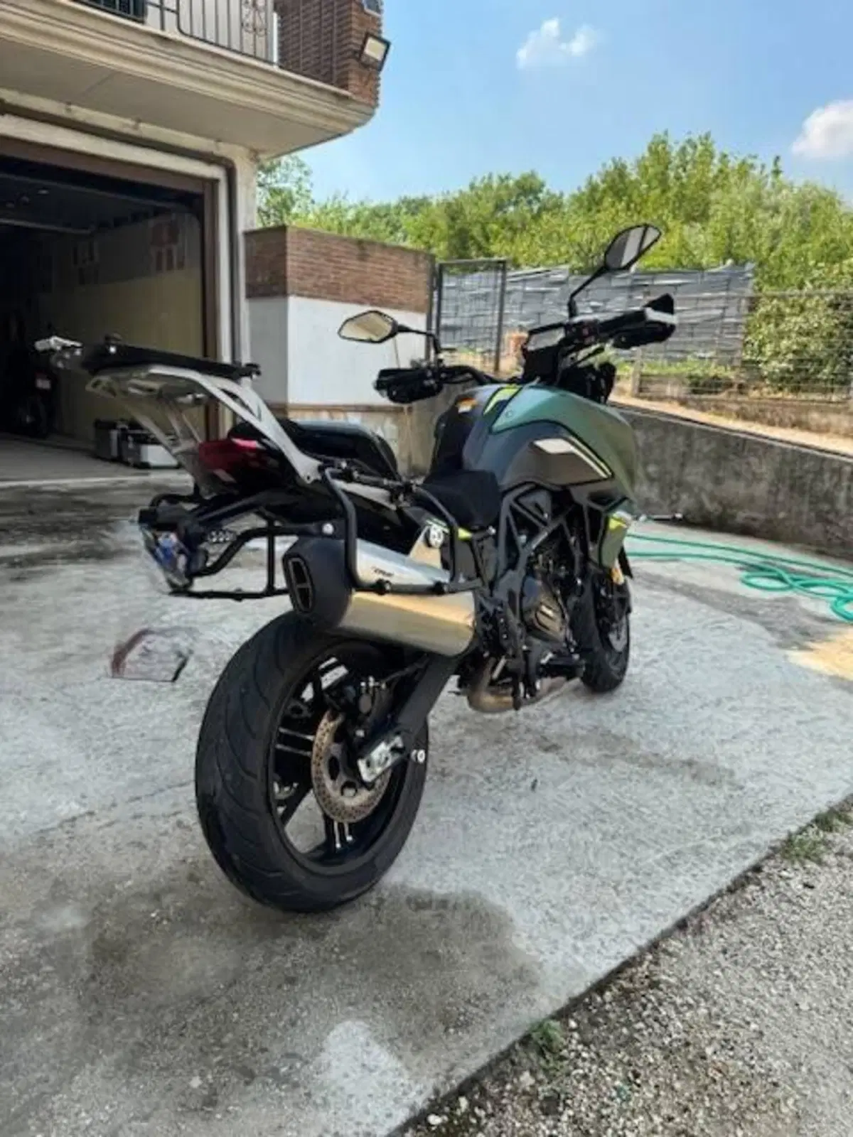 Benelli TRK 902 Stradale (2026) (4)