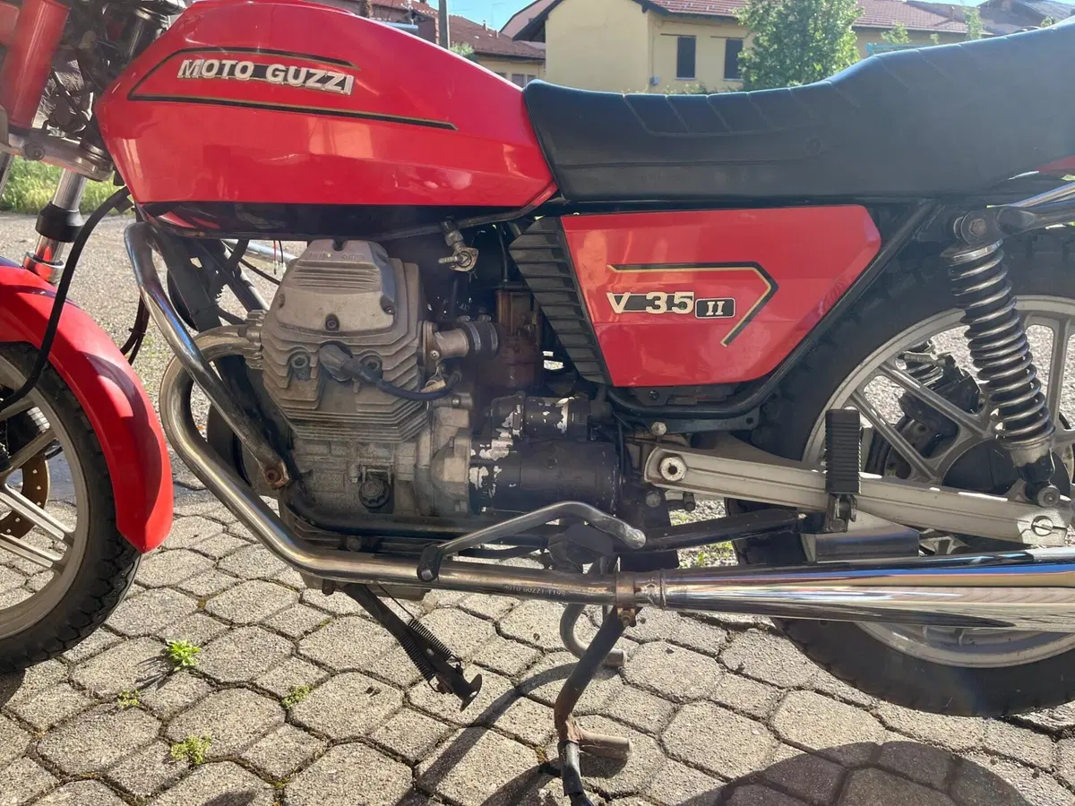 Moto Guzzi V35 (7)
