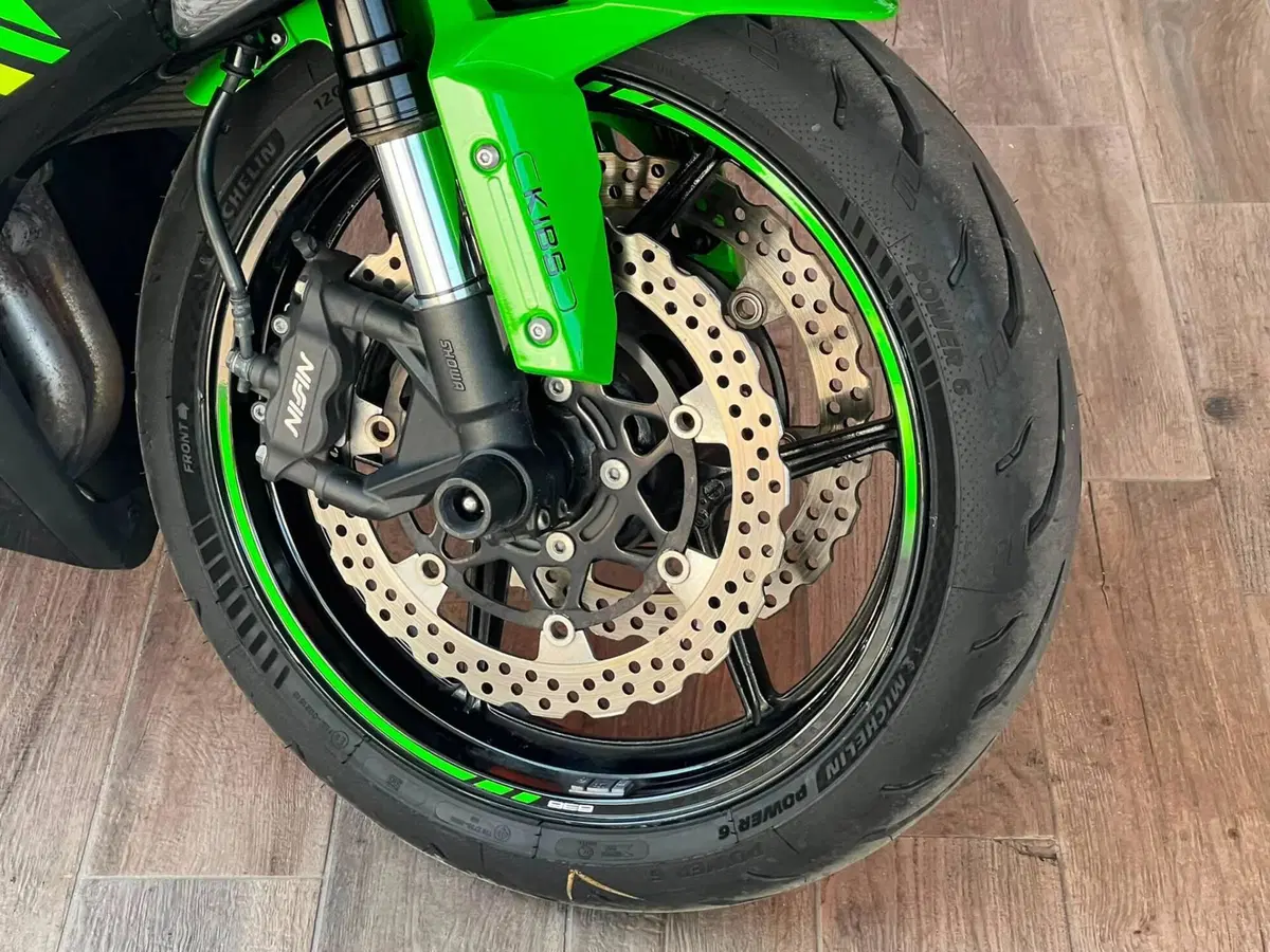 Kawasaki Ninja 636 ZX-6R KRT (2019 - 20) (5)
