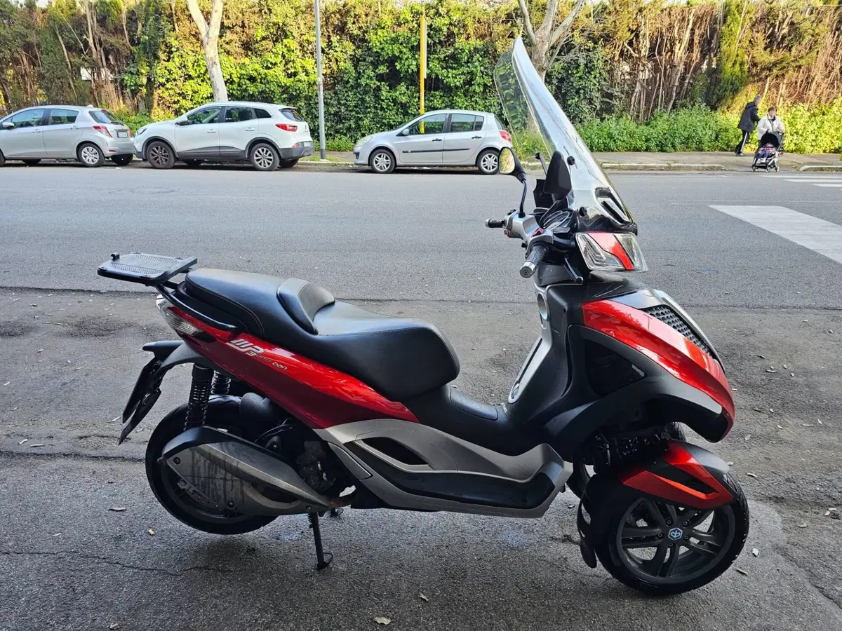 Piaggio Mp3 300 ie Yourban ERL (2011 - 17) (3)
