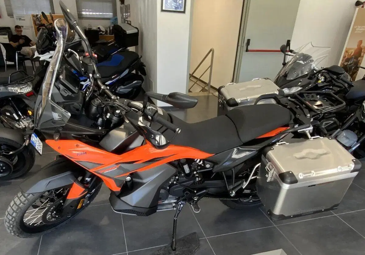 KTM 790 Adventure (2025 - 26) (4)