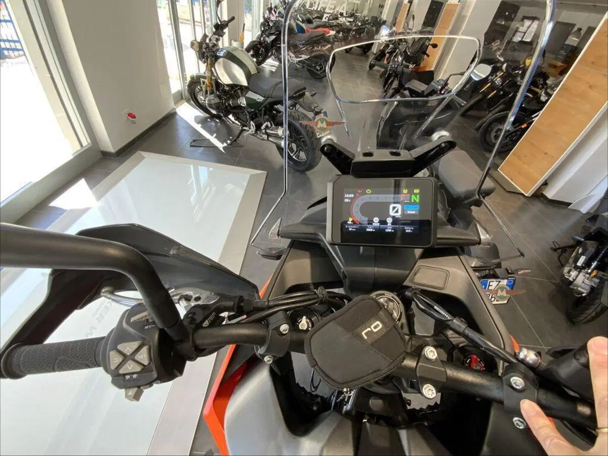 KTM 790 Adventure (2025 - 26) (8)