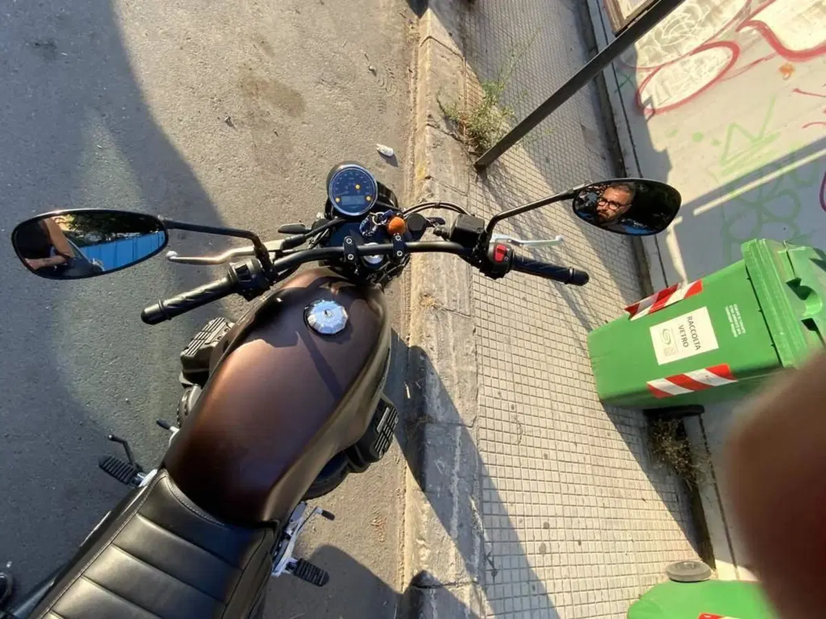 Moto Guzzi V7 III Stone Night Pack (2019 - 20) (5)
