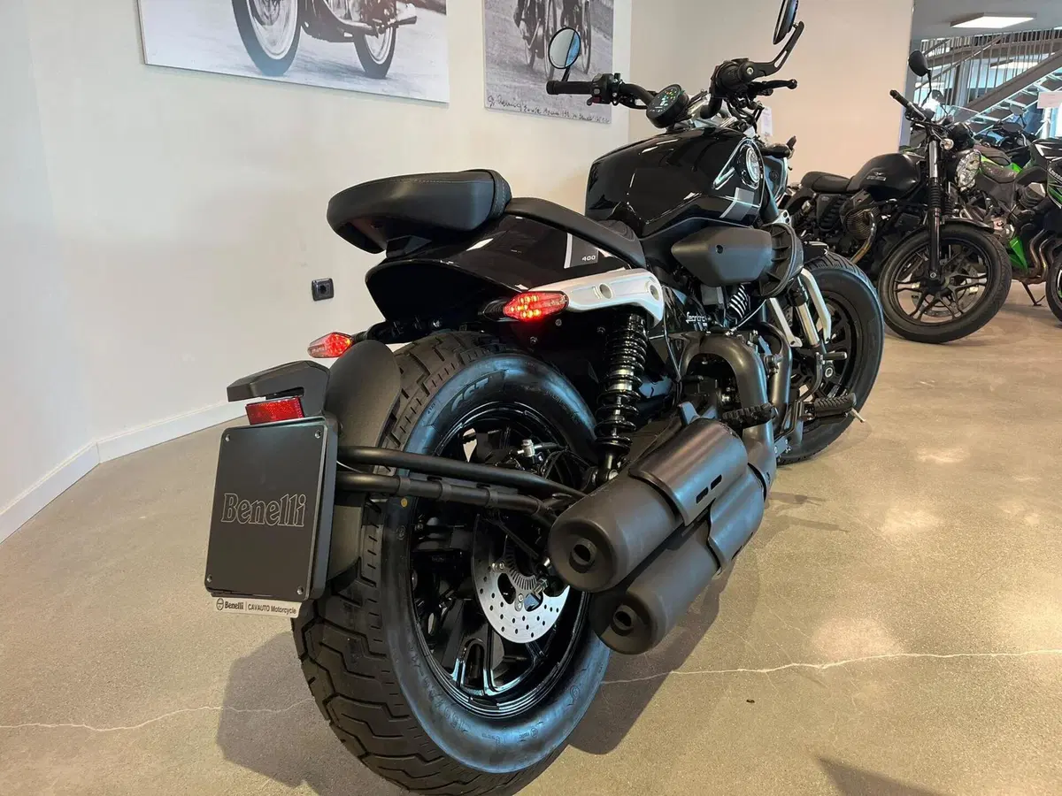 Benelli Leoncino 400 Bobber (2026) (3)