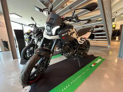 Benelli BKX 125 S (2026) nuova