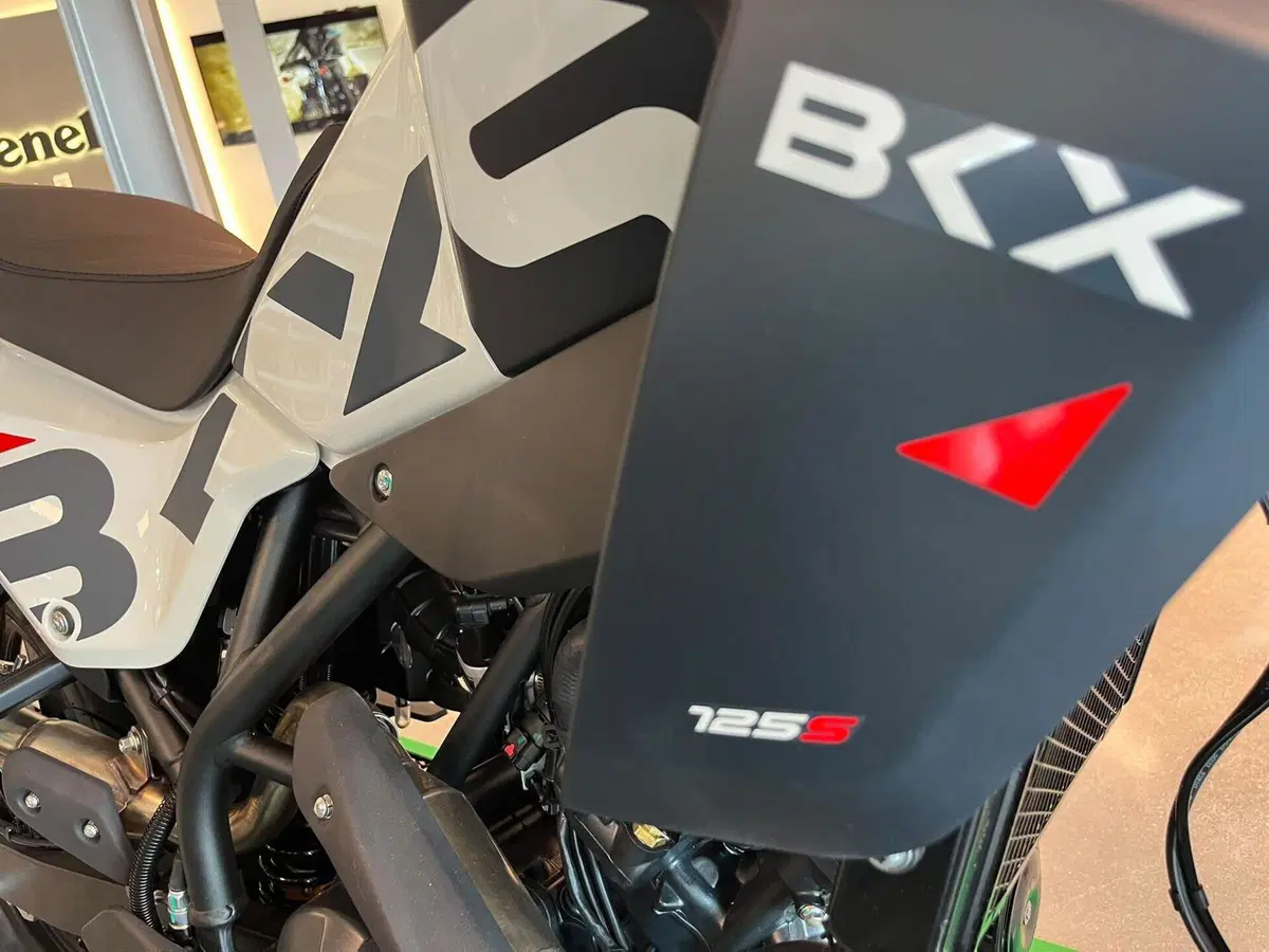 Benelli BKX 125 S (2026) (5)