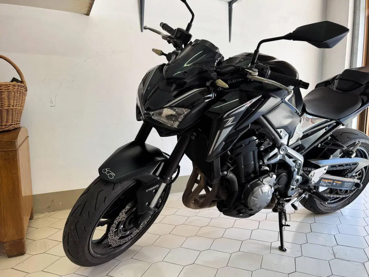 Kawasaki Z 900 Performance (2019) (6)