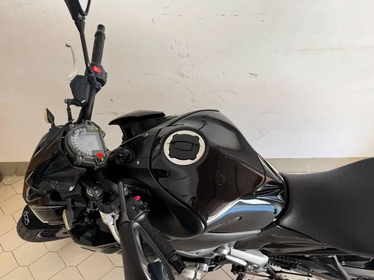Kawasaki Z 900 Performance (2019) (10)