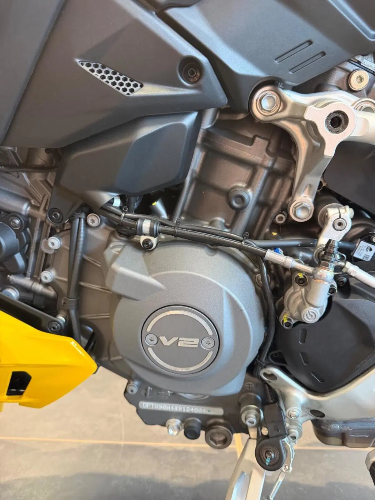 Ducati Streetfighter V2 S (2025 - 26) (8)