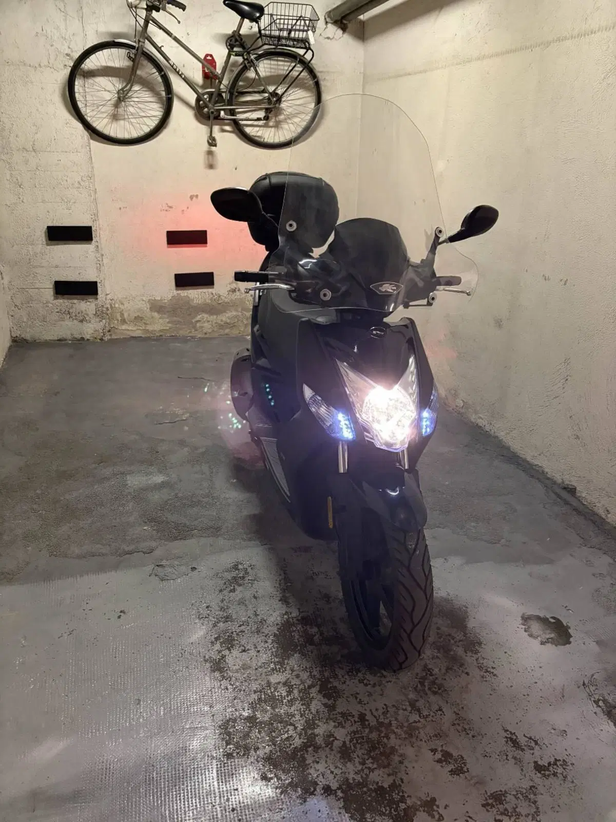 Kymco Agility 125 R16 Power Up (2021 - 26) (9)