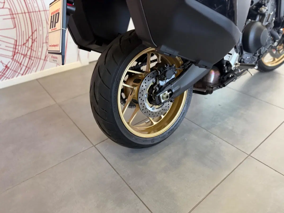 Yamaha Tracer 9 GT (2021 - 24) (11)