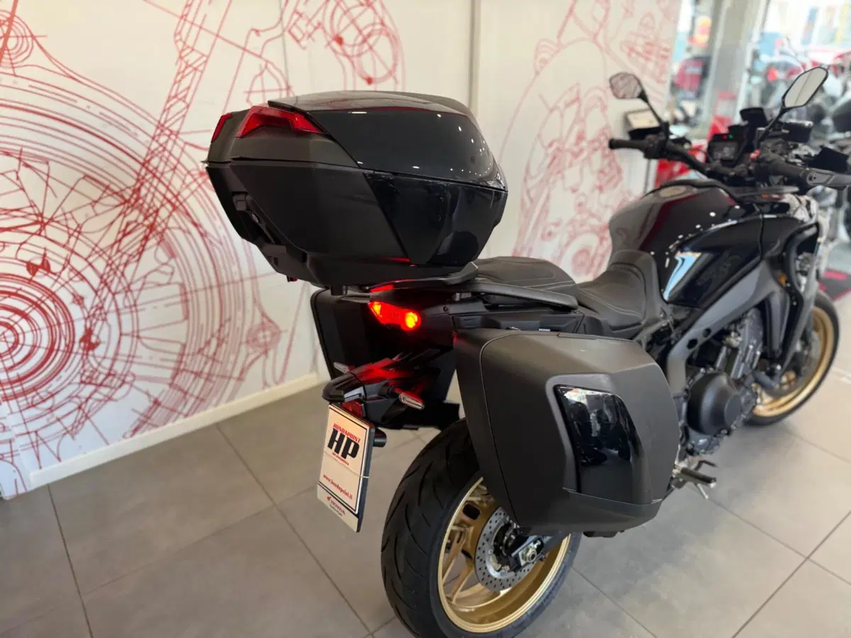 Yamaha Tracer 9 GT (2021 - 24) (12)