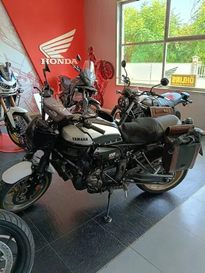 Yamaha XSR 700 Legacy (2023 - 26) usata