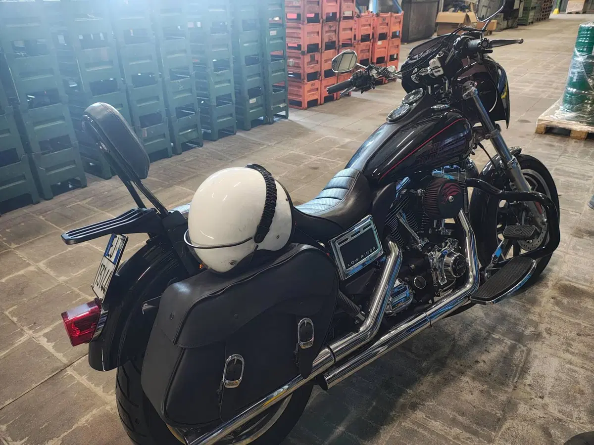 Harley-Davidson 1690 Low Rider (2014 - 17) - FXDL (4)