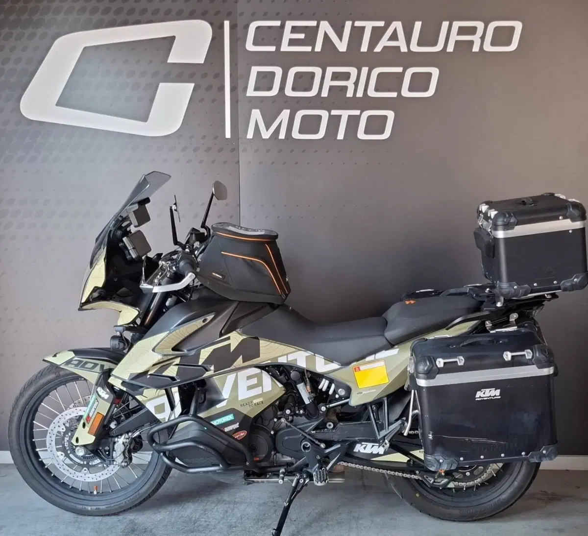 KTM 890 Adventure (2022) (2)