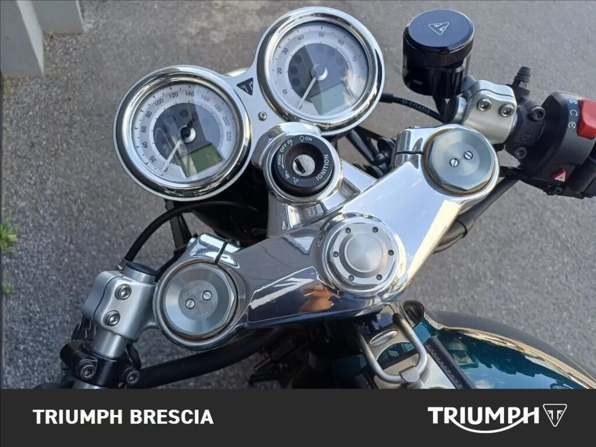 Triumph Thruxton RS Final Edition (2024 - 25) (12)