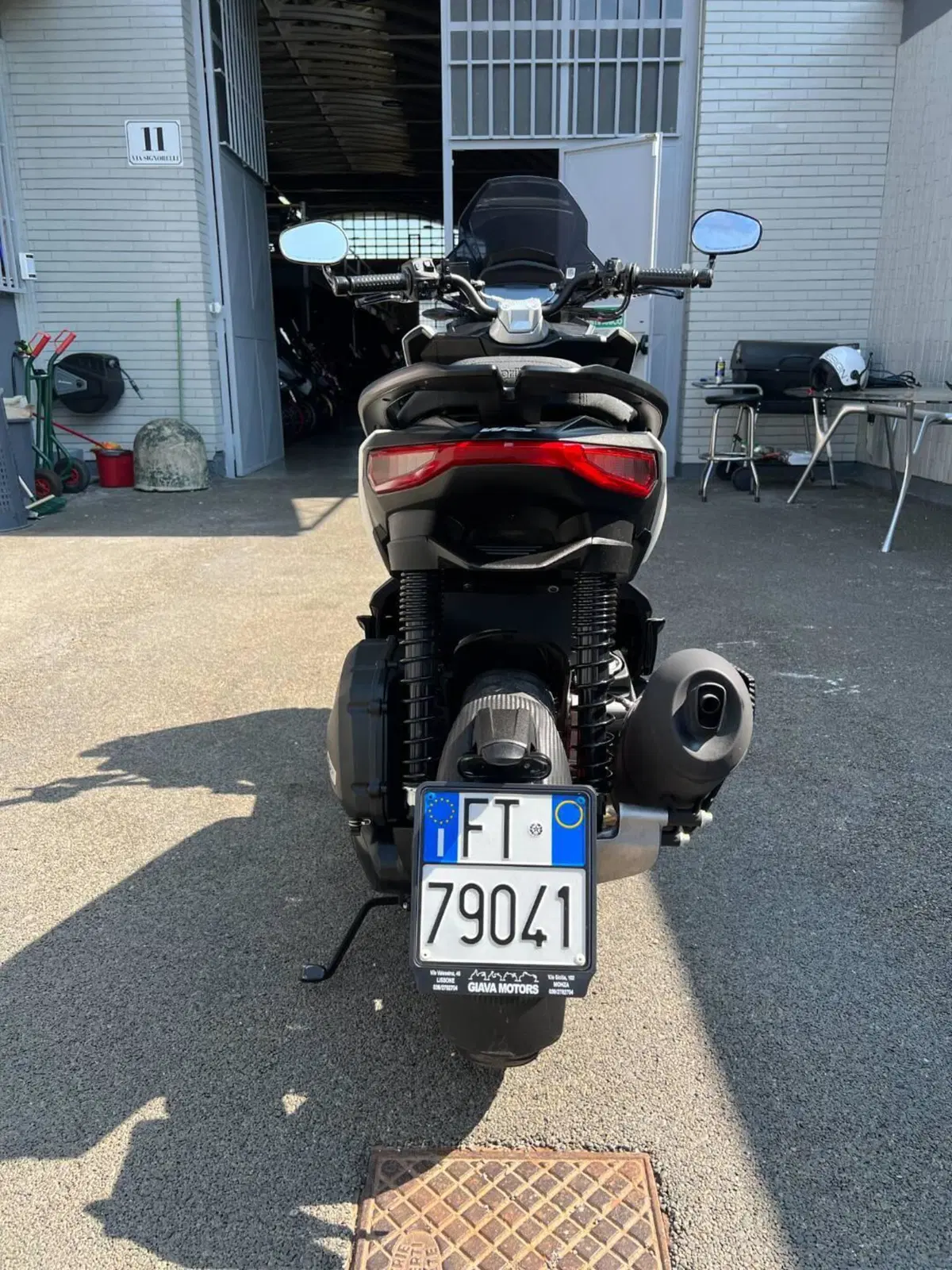 Aprilia SR GT 200 Sport (2025 - 26) (3)