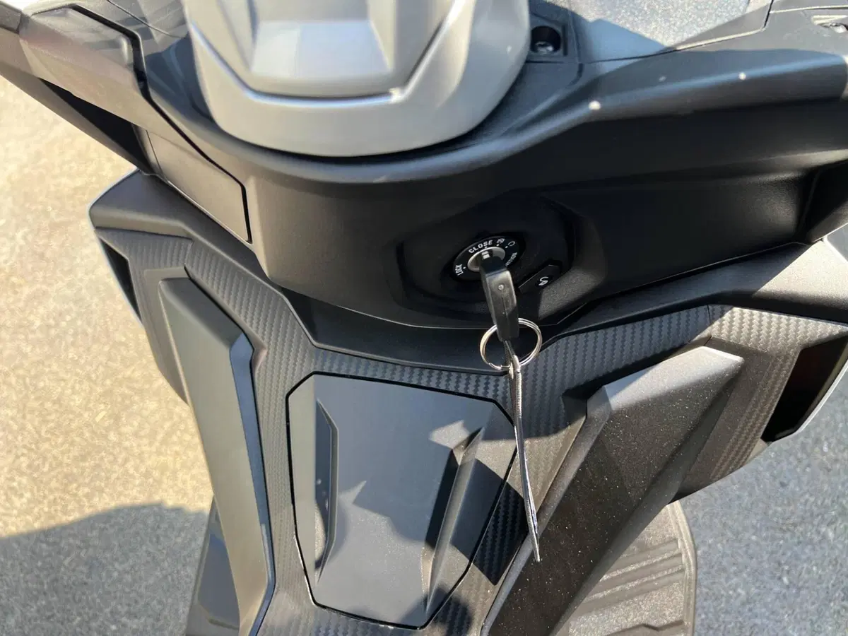 Aprilia SR GT 200 Sport (2025 - 26) (9)