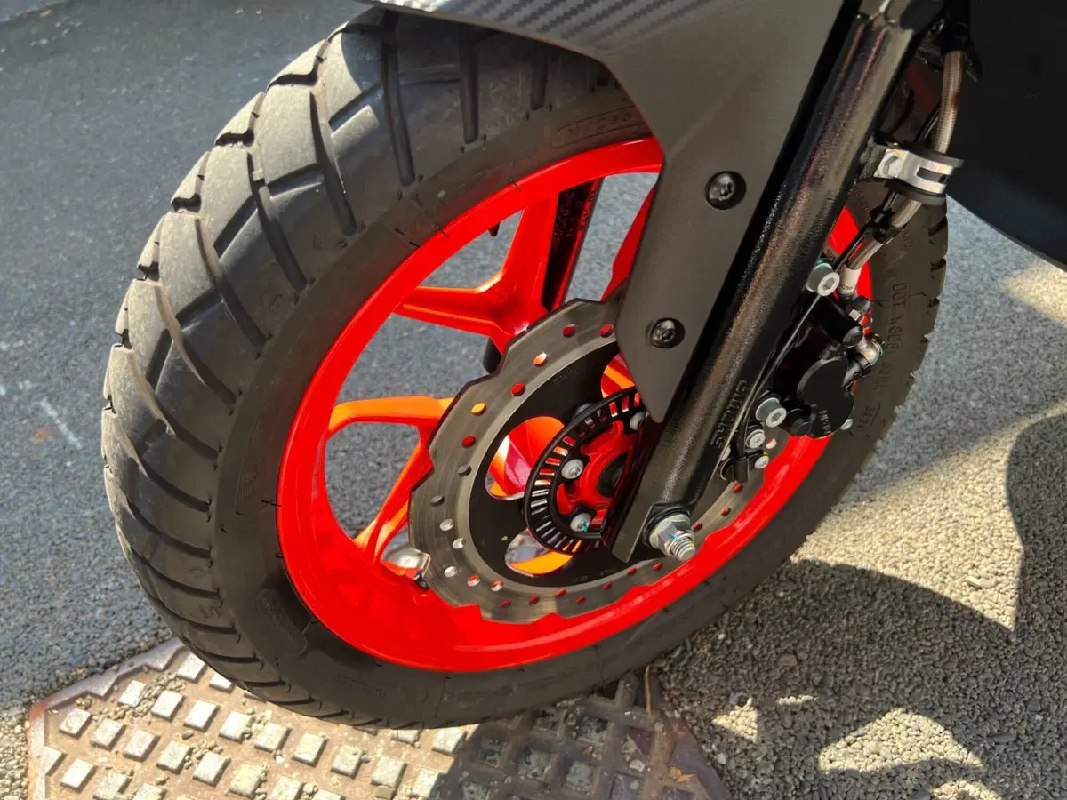 Aprilia SR GT 200 Sport (2025 - 26) (14)
