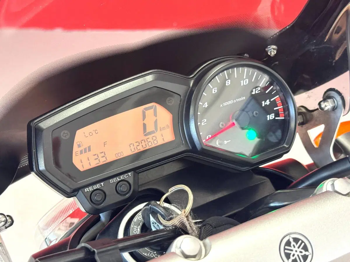 Yamaha FZ6 S2 (2007 - 11) (17)