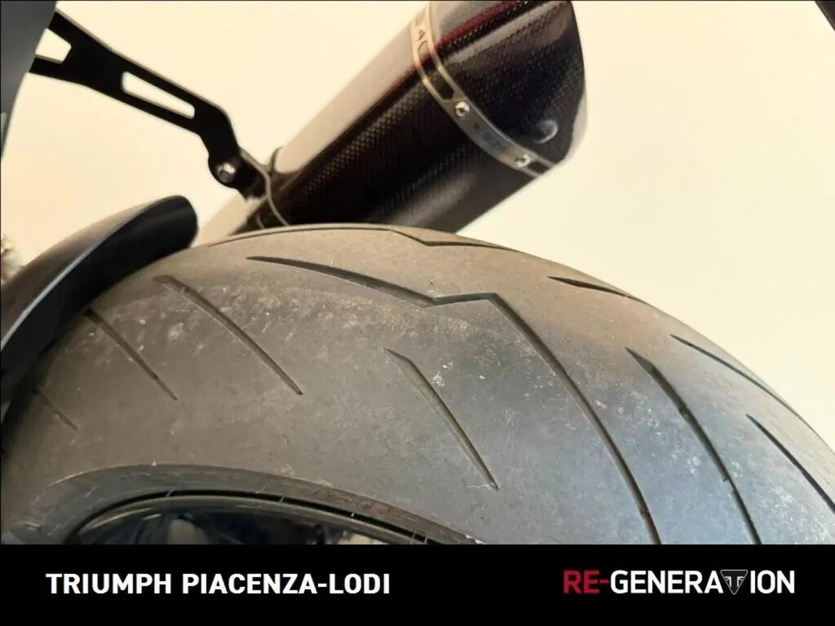 Aprilia Tuono V4 (2021 - 24) (9)