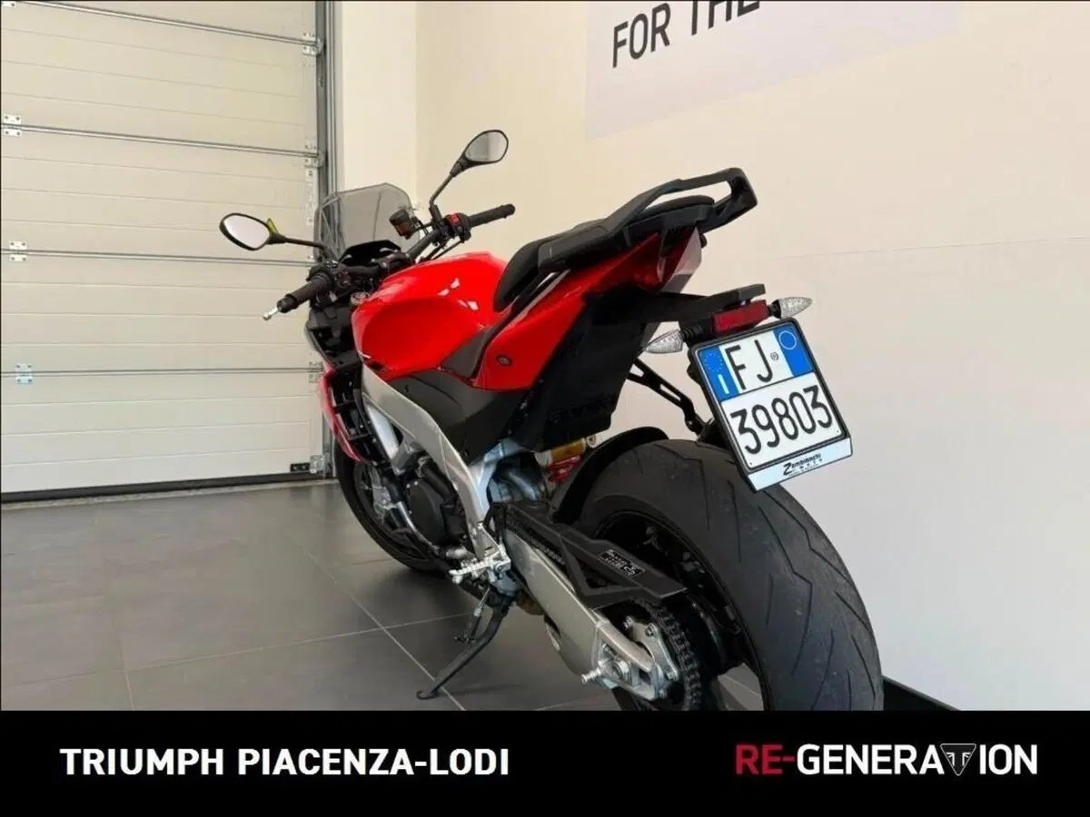 Aprilia Tuono V4 (2021 - 24) (5)