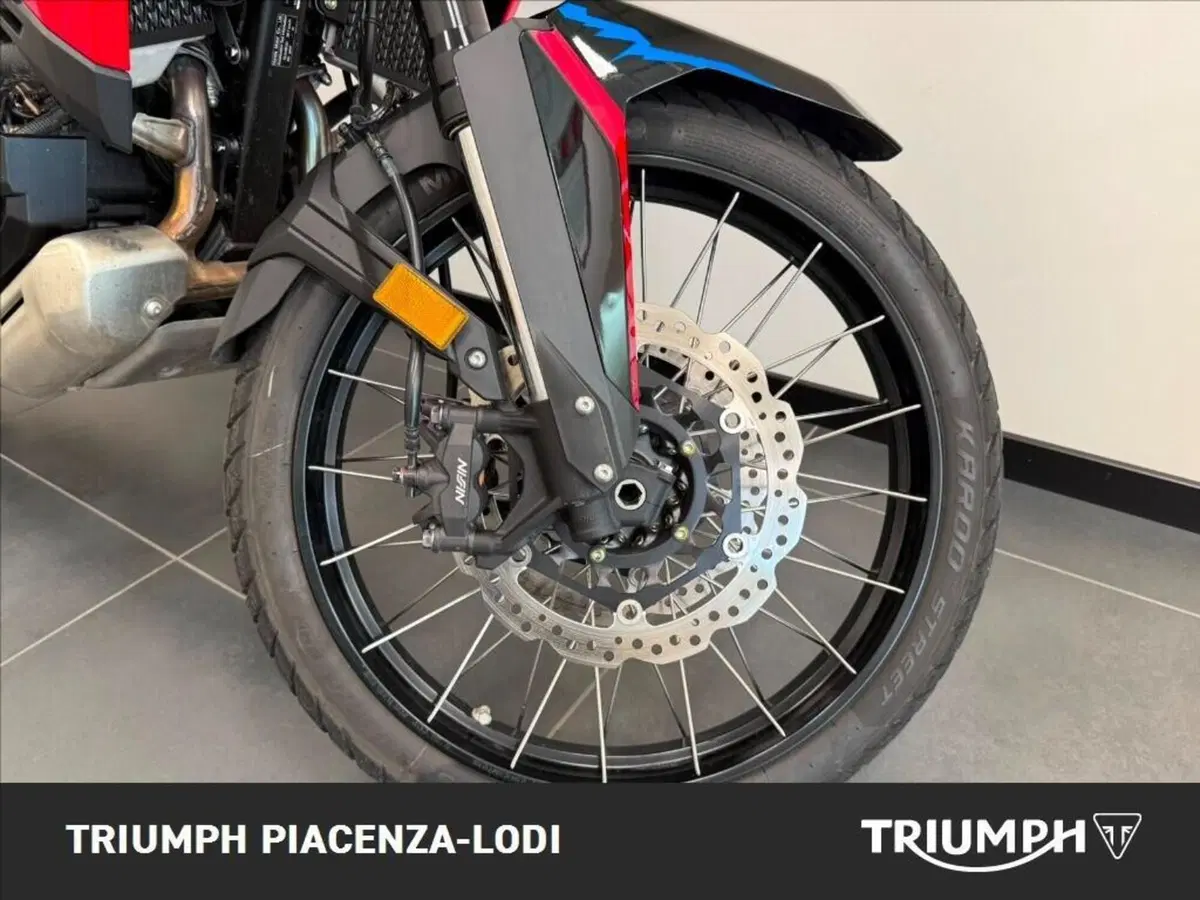 Honda Africa Twin CRF 1100L ES DCT (2024 - 26) (6)