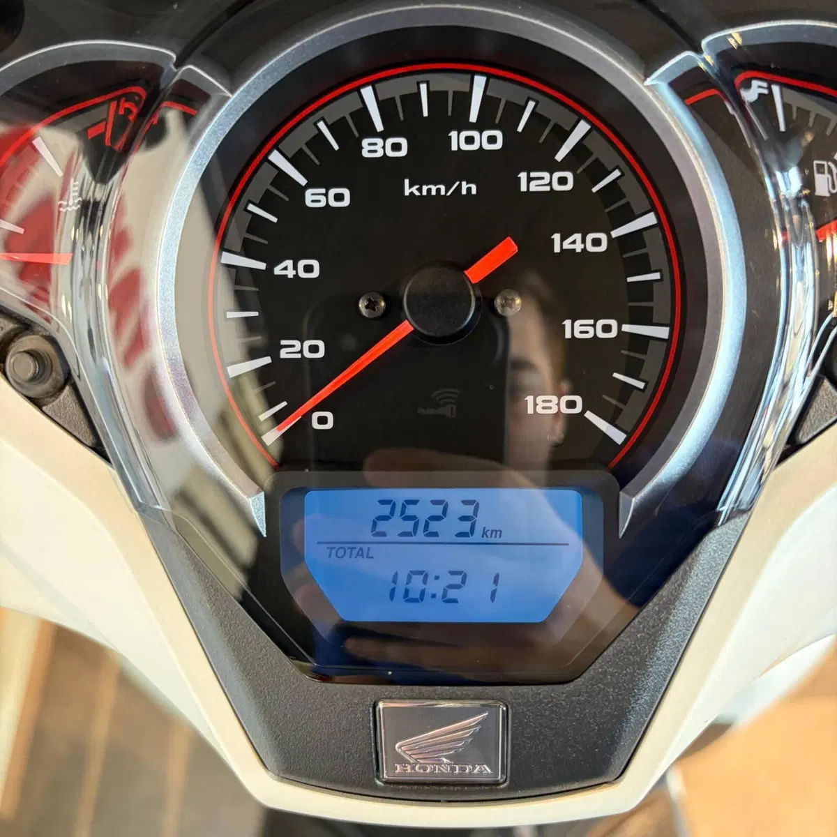Honda SH 300 i ABS (2016 - 20) (4)