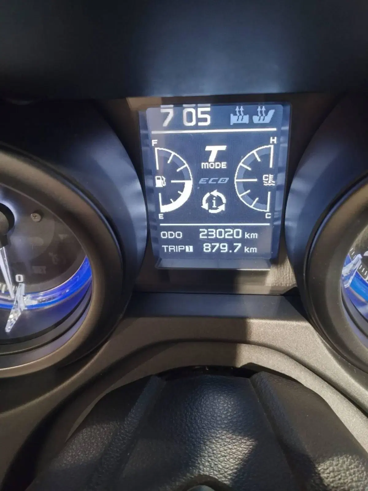 Yamaha T-Max 560 Tech Max (2020) (7)