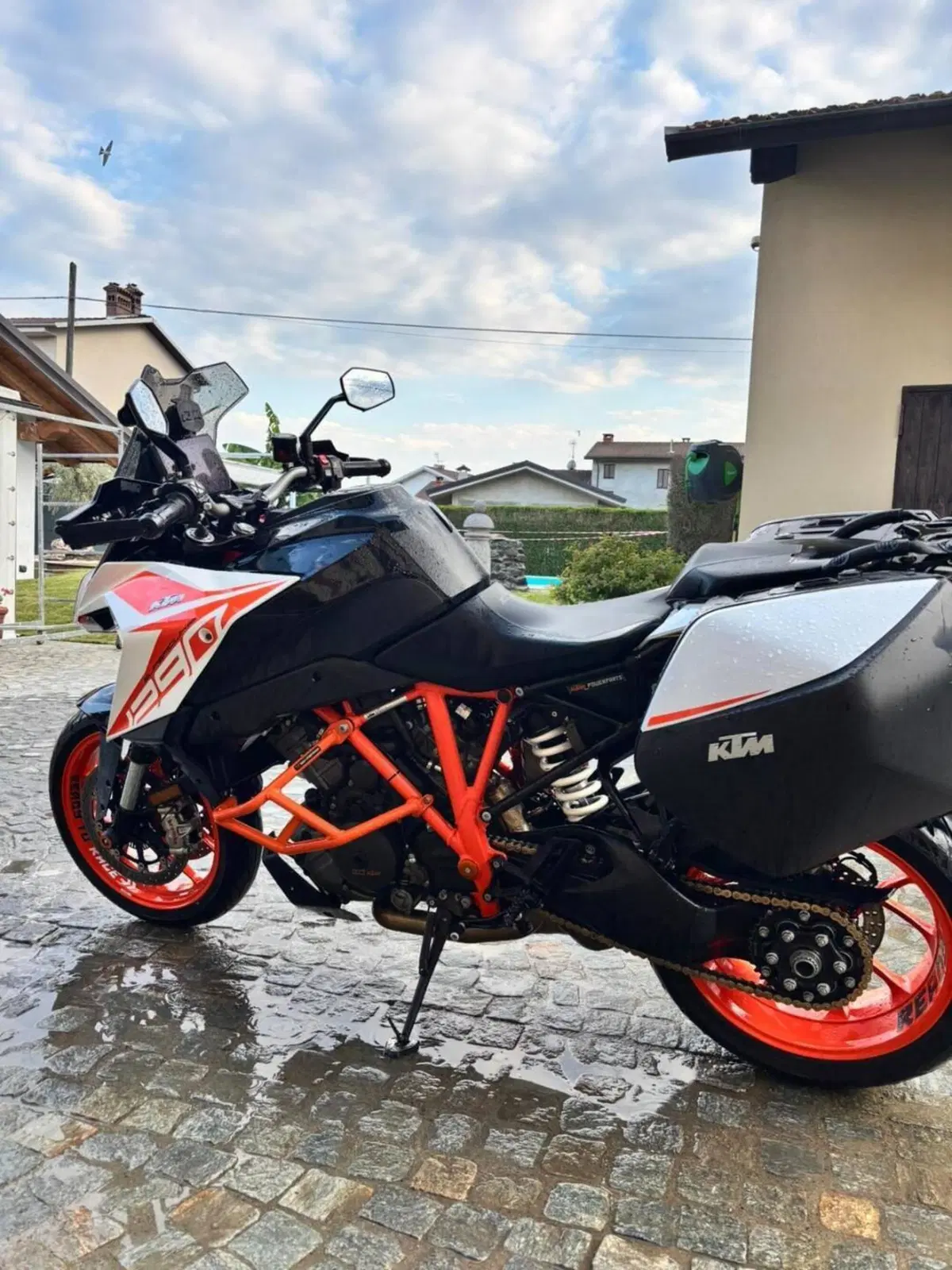 KTM 1290 Super Duke GT (2019 - 20) (3)