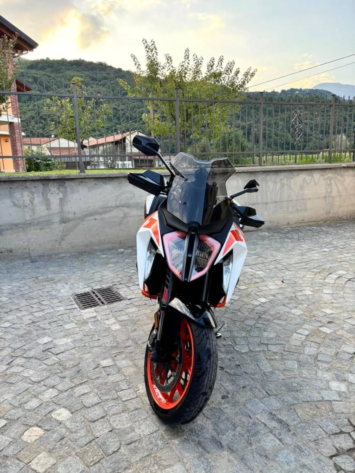 KTM 1290 Super Duke GT (2019 - 20) (5)
