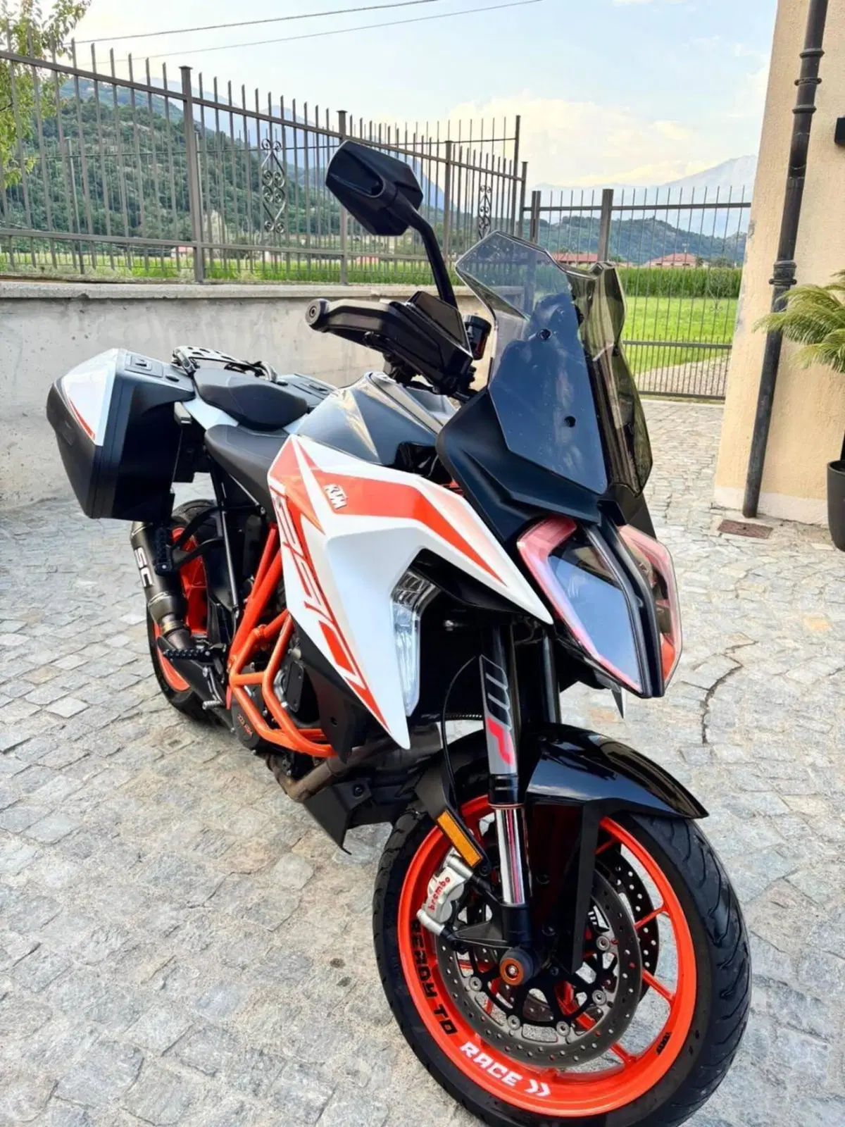 KTM 1290 Super Duke GT (2019 - 20) (6)