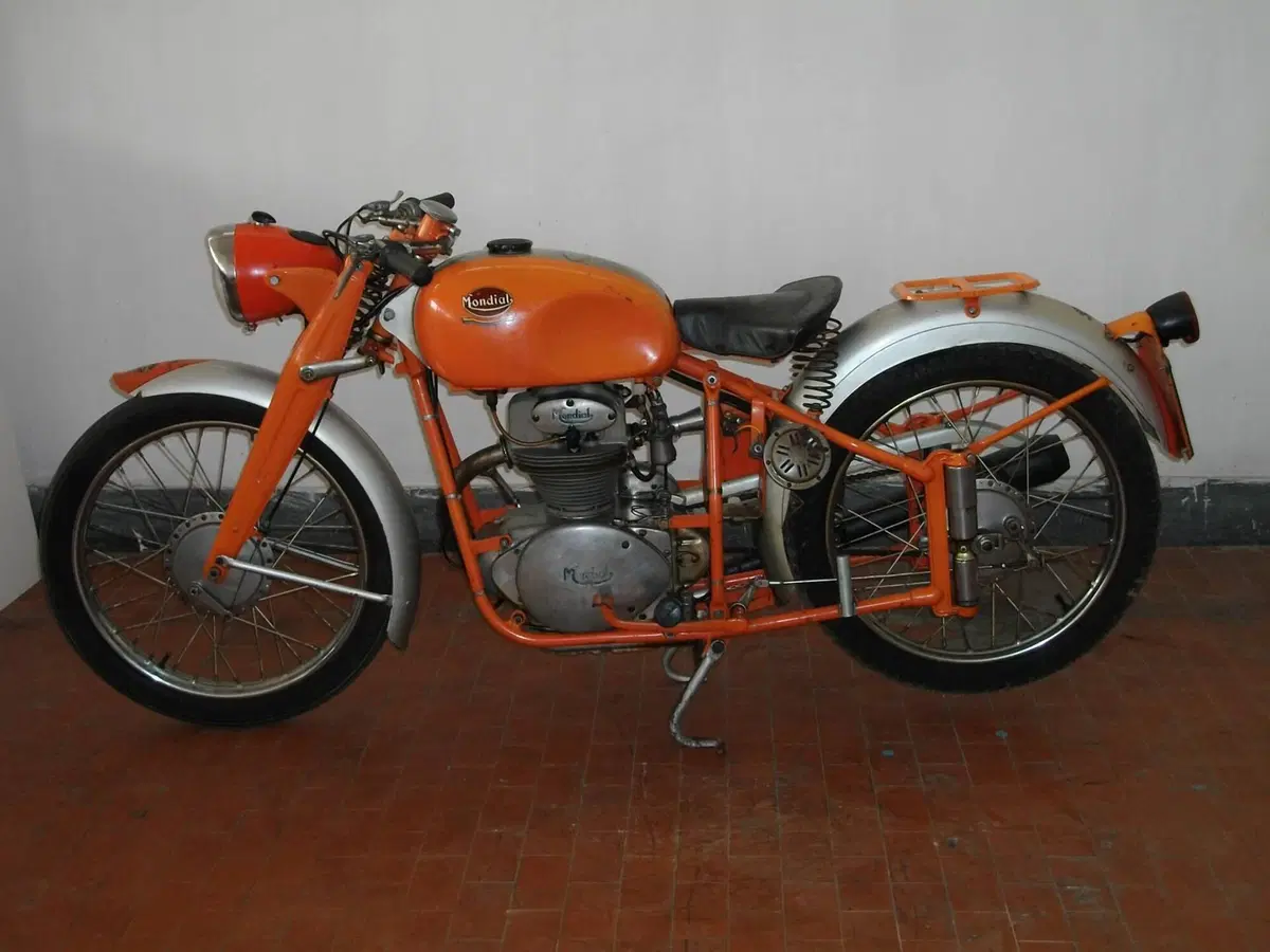 Mondial FB MONDIAL 125 (2)