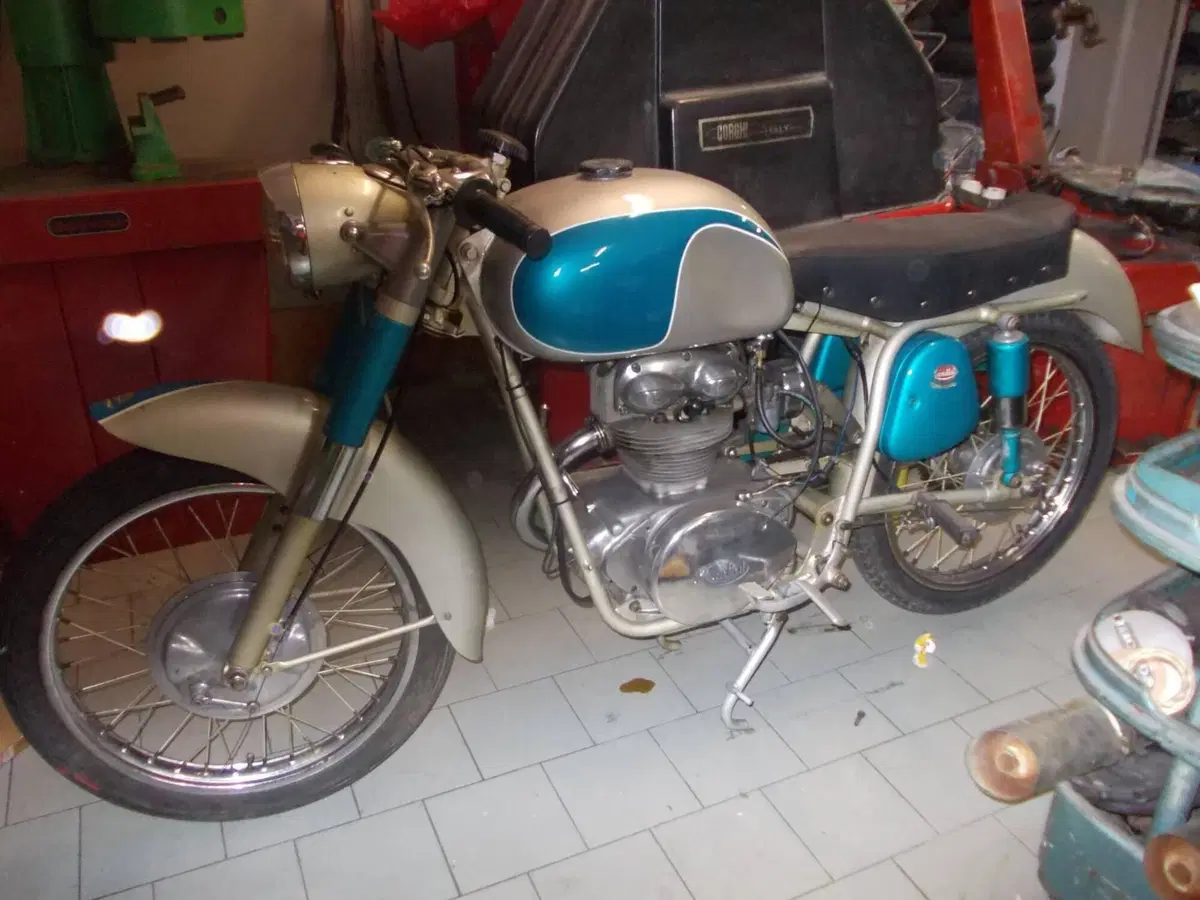 Mondial FB MONDIAL 200 (6)