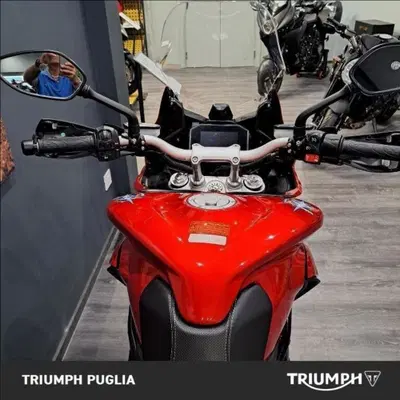 MV Agusta Turismo Veloce 800 R (2023 - 26) usata