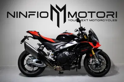 Aprilia Tuono V4 Factory (2025 - 26) usata