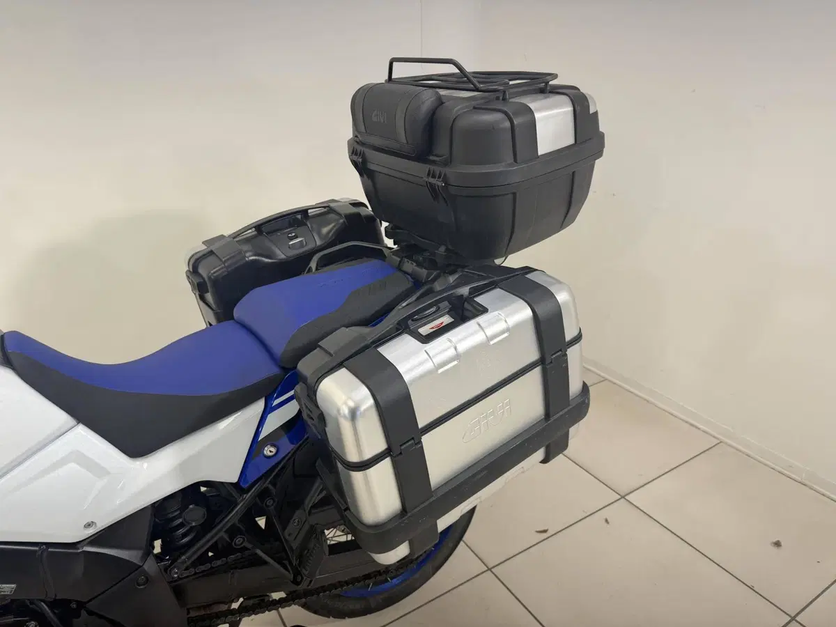 Suzuki V-Strom 1050DE (2023 - 24) (9)