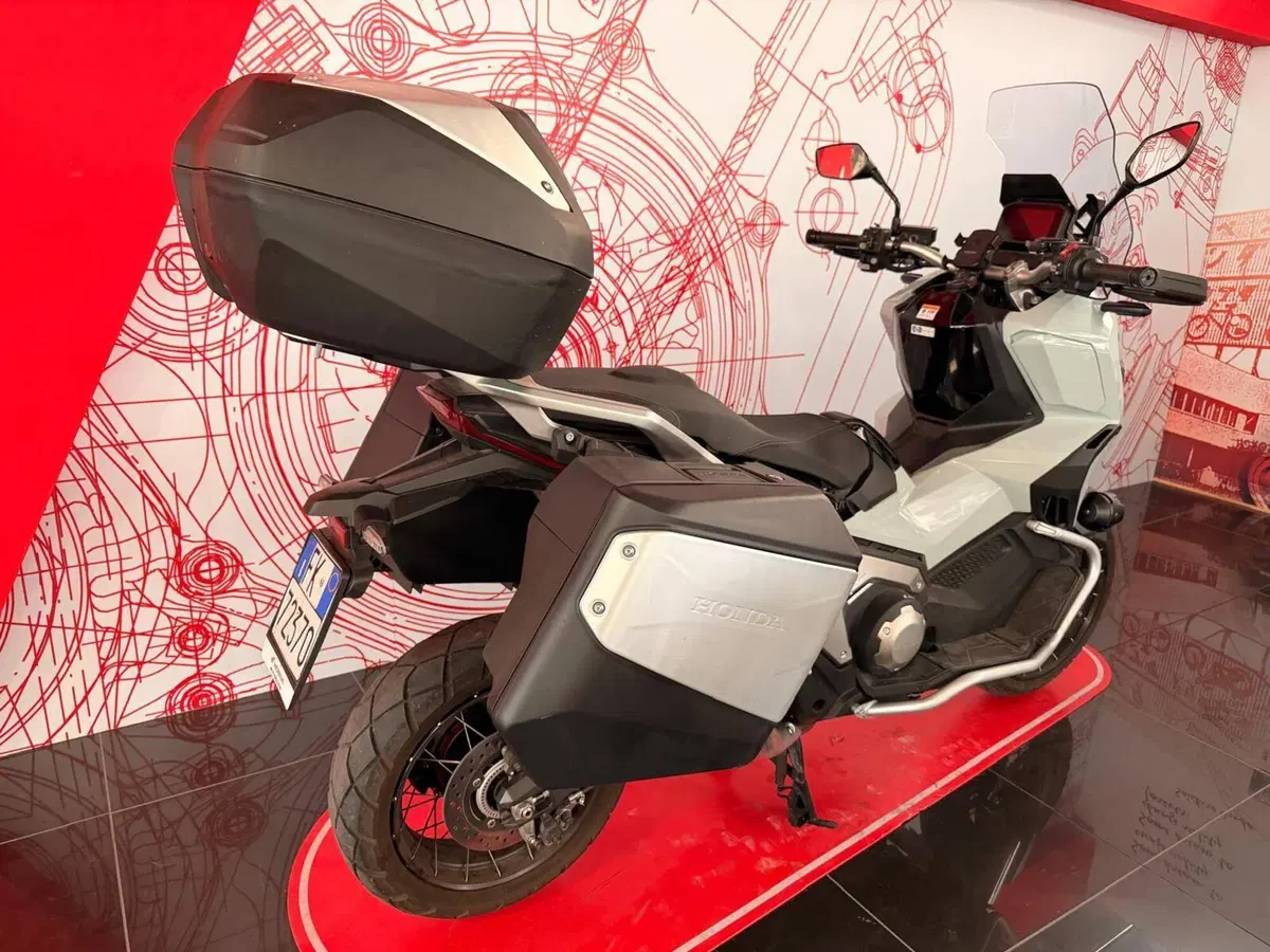Honda X-ADV 750 DCT Travel (2021 - 24) (3)