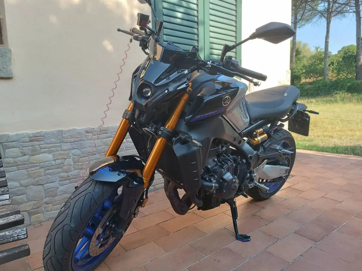 Yamaha MT-09 SP (2021 - 23) (9)