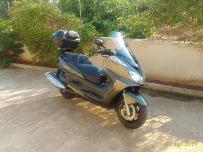 Yamaha Majesty 400 (2004 - 08) usata
