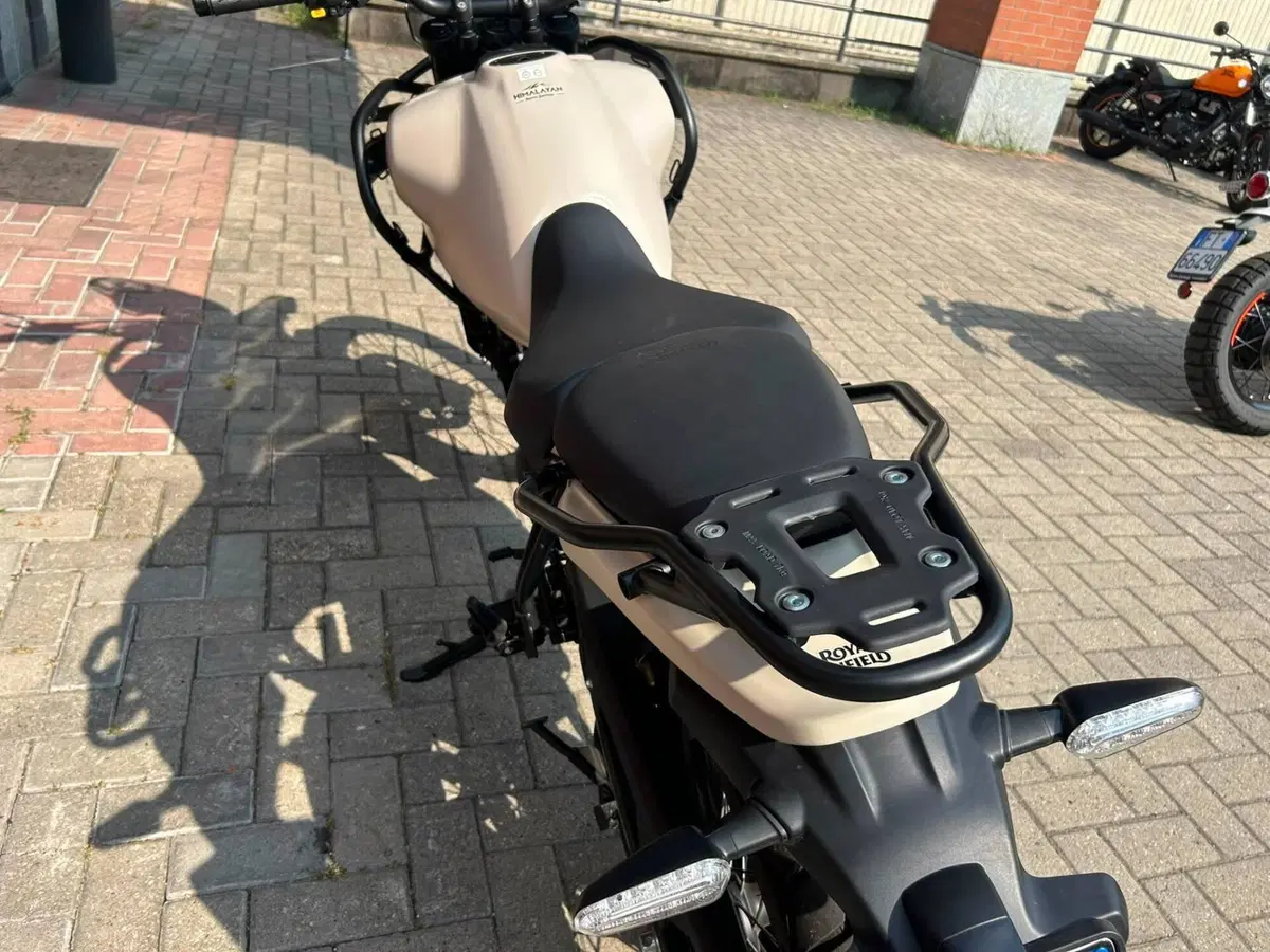Royal Enfield Himalayan 450 (2024 - 26) (7)