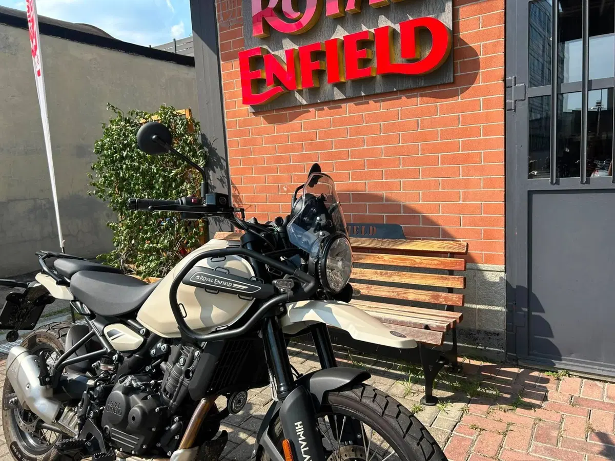 Royal Enfield Himalayan 450 (2024 - 26) (8)