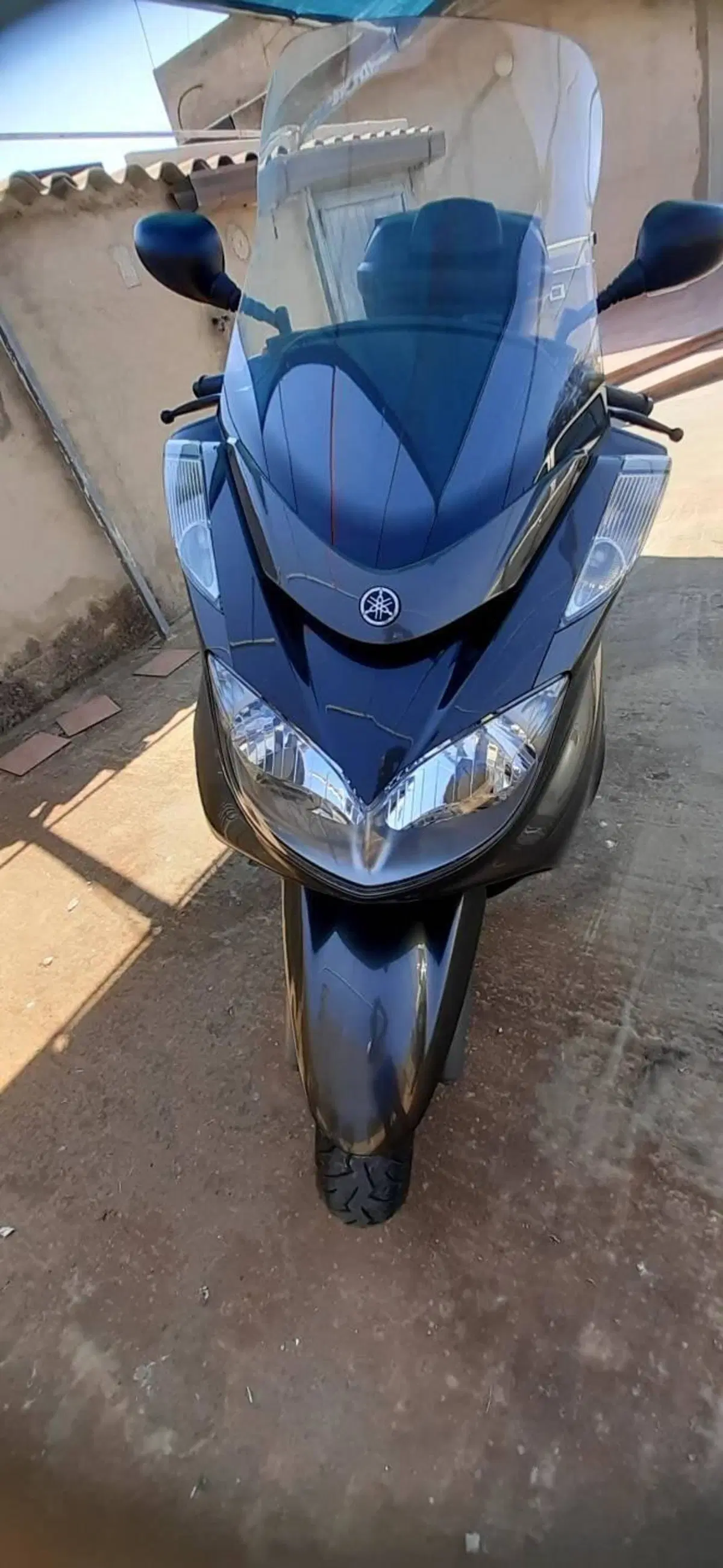 Yamaha Majesty 400 (2004 - 08) (2)