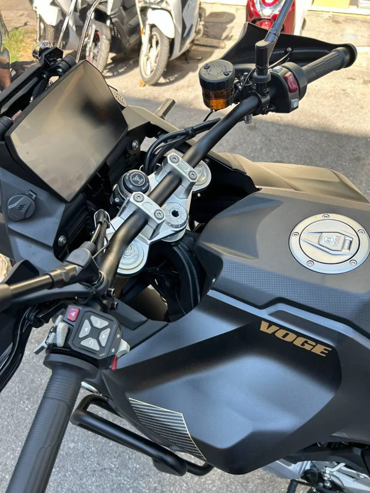 Voge Valico 900DSX (2024 - 26) (12)