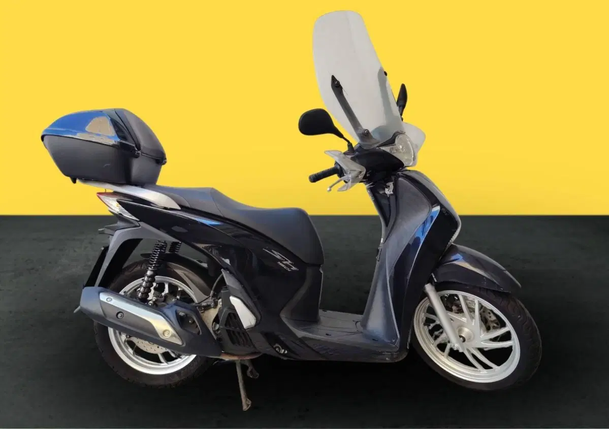 Honda SH 150i ABS (2013 - 16) (4)