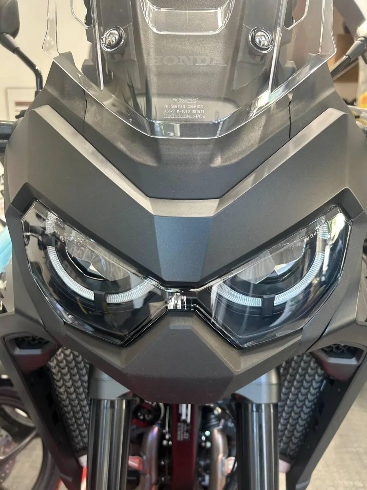 Honda Africa Twin CRF 1100L ES DCT (2024 - 26) (10)