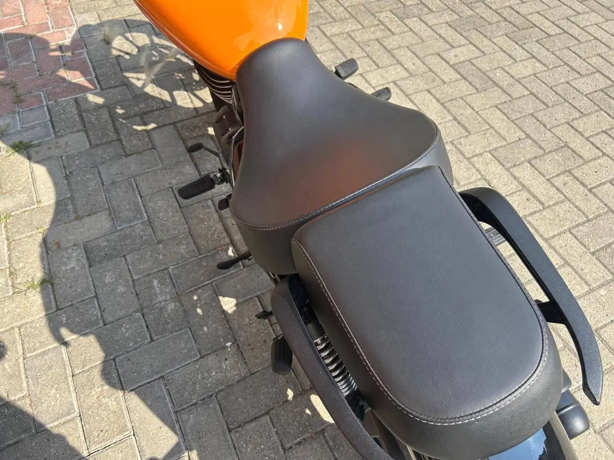 Royal Enfield Meteor 350 (2021 - 26) (6)