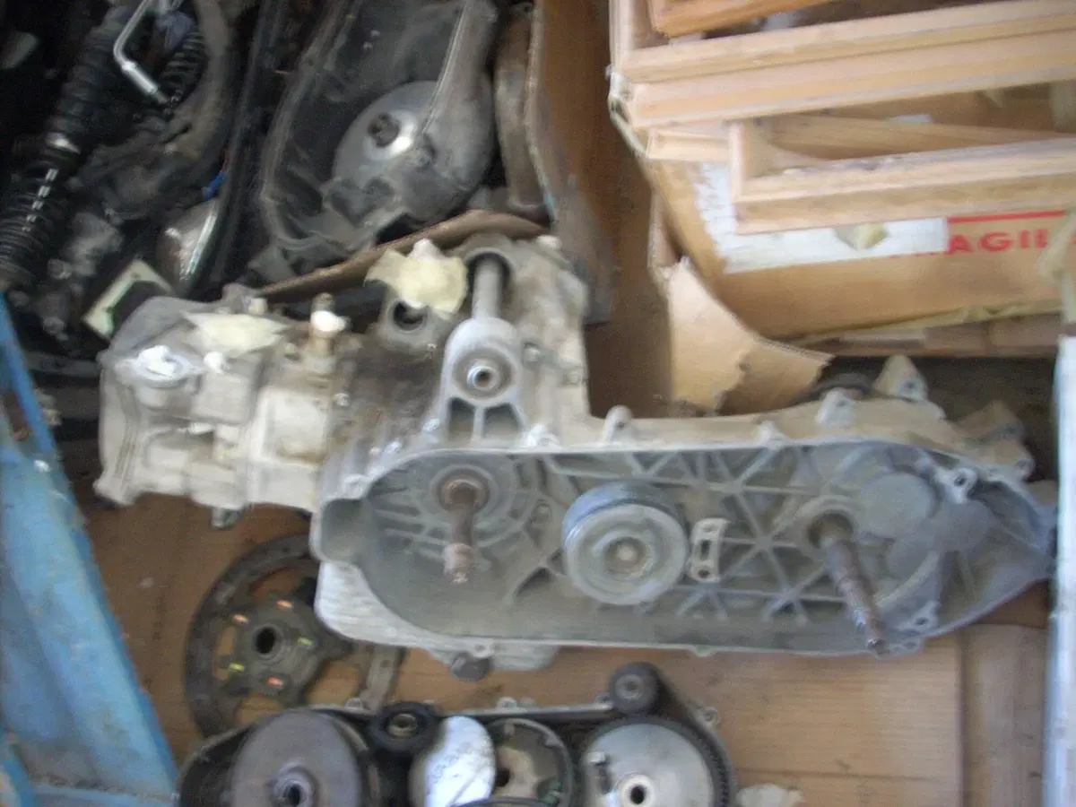Ricambi Usati Aprilia Atlantic 500 Originali (2)