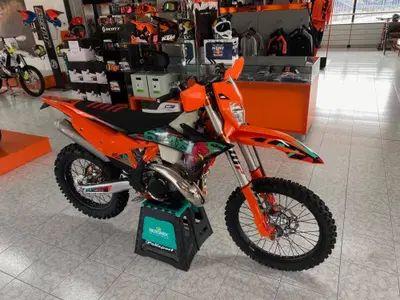 KTM 300 EXC 6Days (2027) nuova