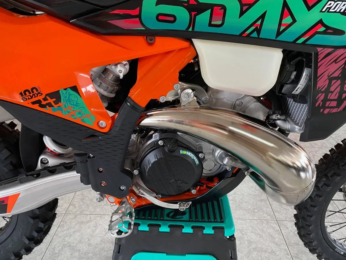 KTM 300 EXC 6Days (2027) (5)
